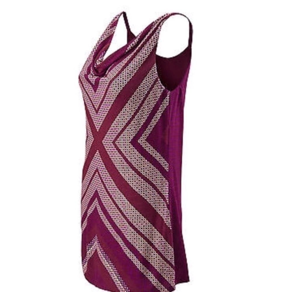 Flattering Cabi tank